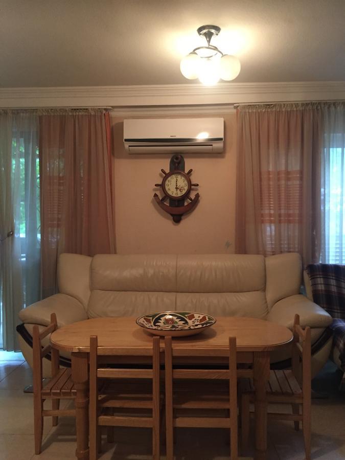 Guest House Gzirishvili Kvareli Exterior photo